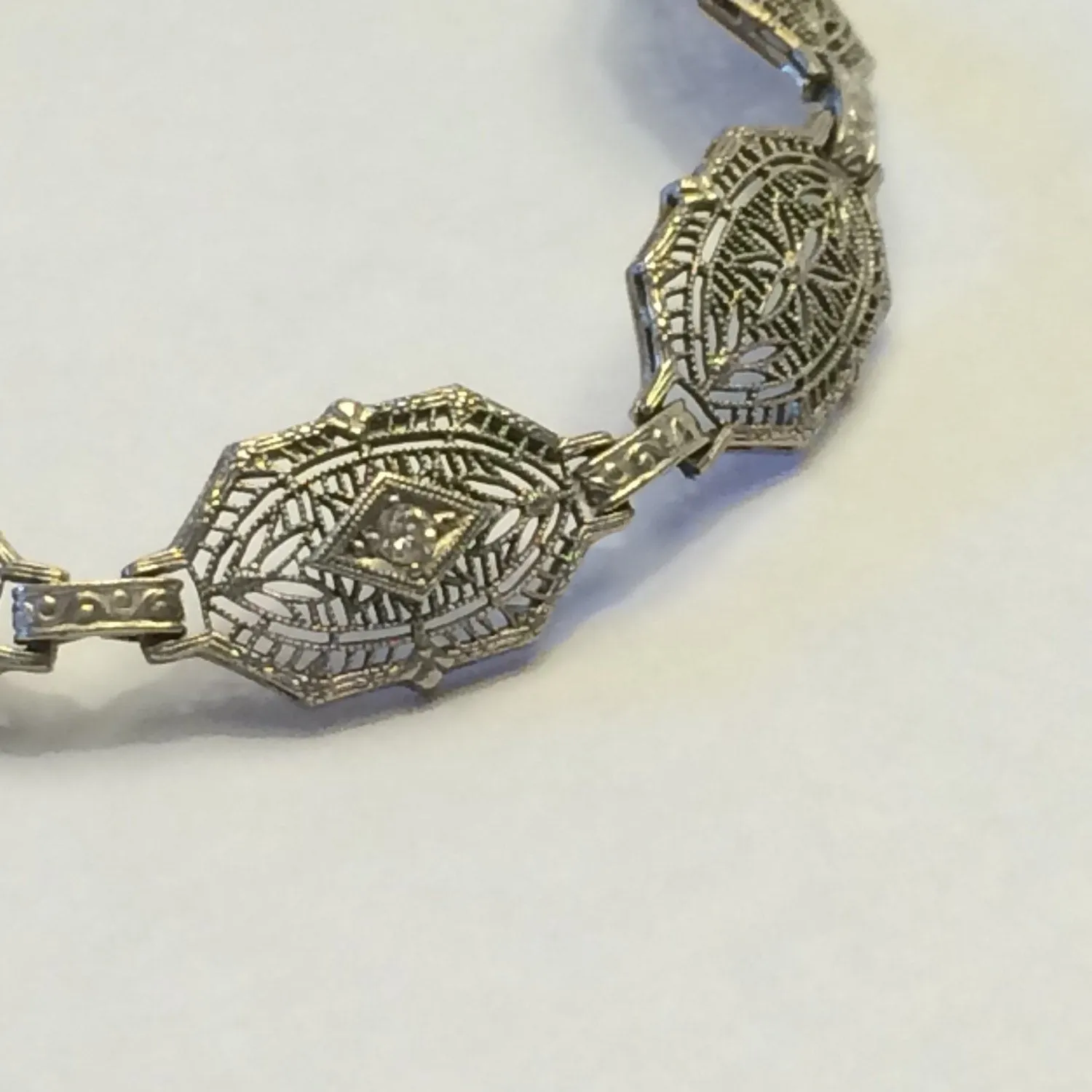 Art Deco Sapphire Diamond Bracelet in a 14k Gold Filigree Setting. Estate Jewelry. 1920s.