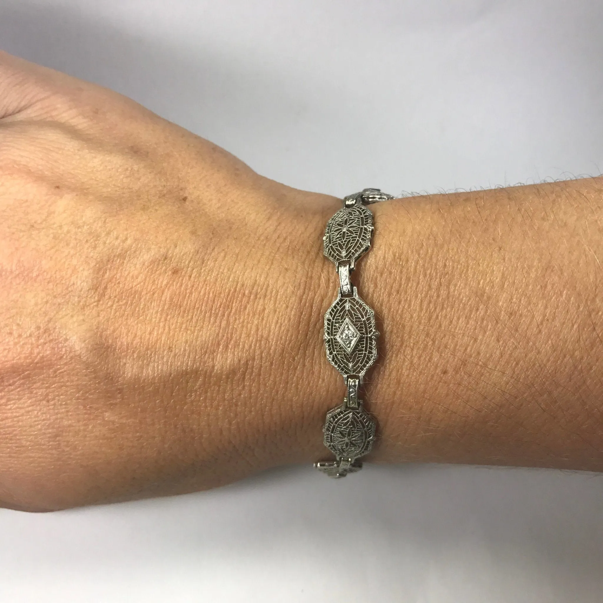 Art Deco Sapphire Diamond Bracelet in a 14k Gold Filigree Setting. Estate Jewelry. 1920s.