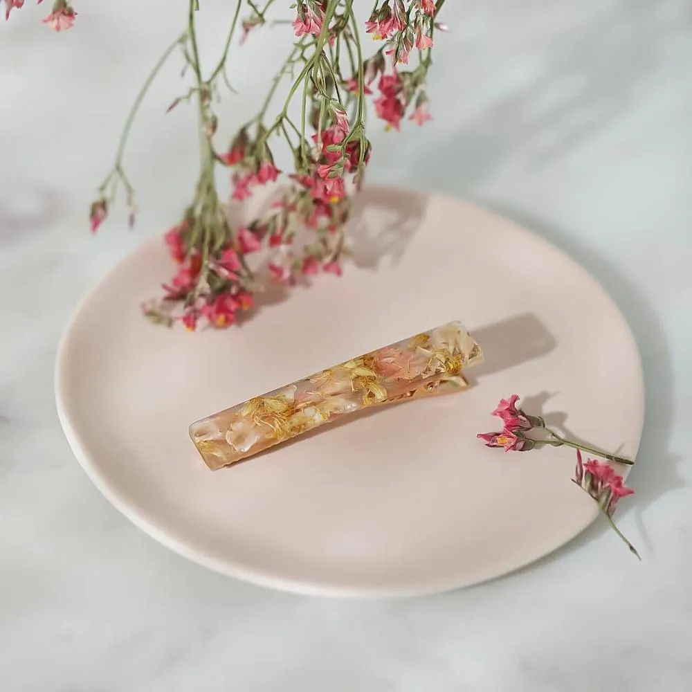 Barrette fleurie