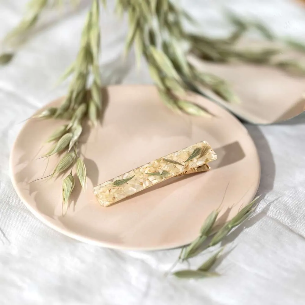 Barrette fleurie