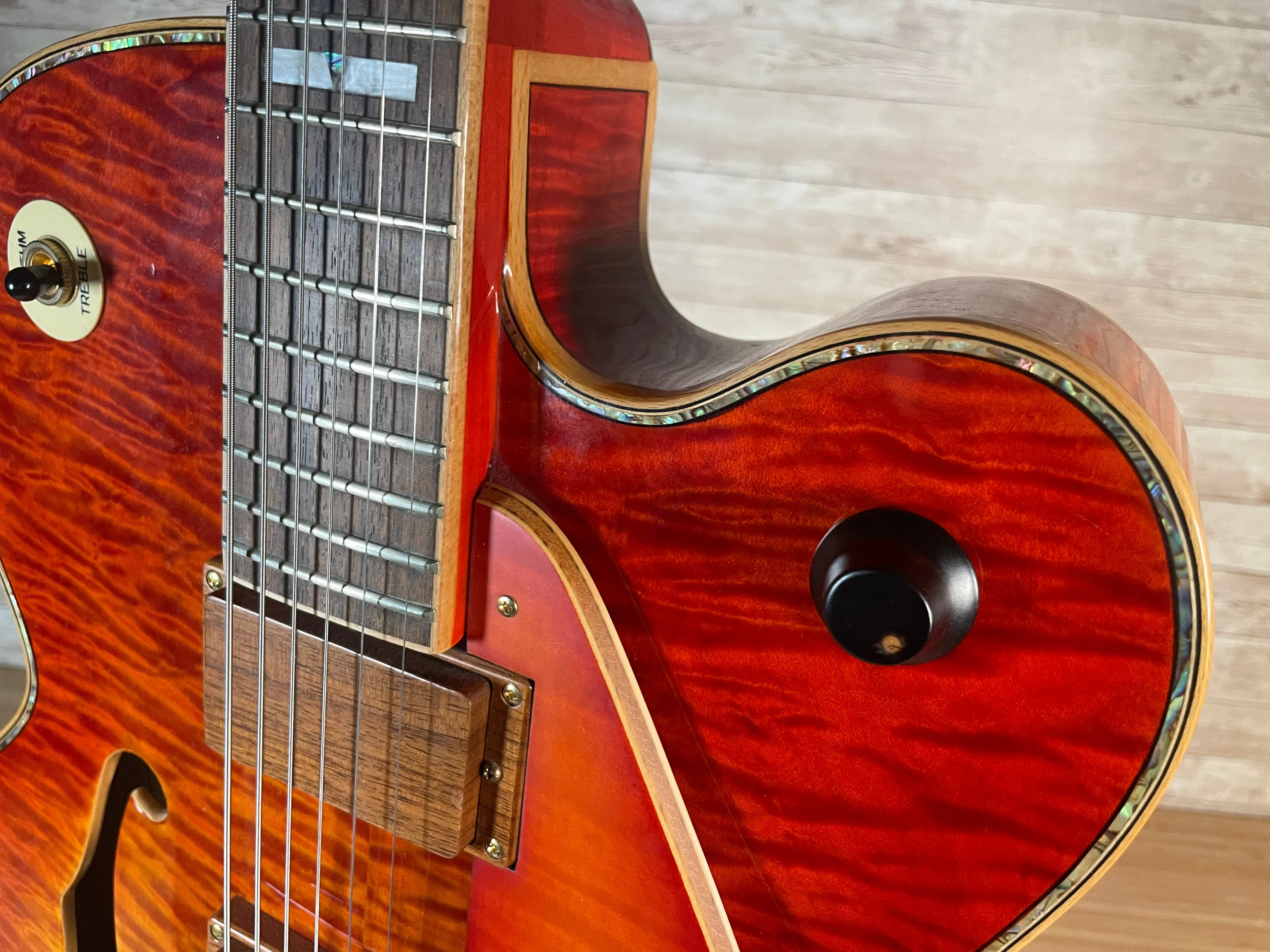 Carparelli MZ-607-VBS Hollowbody Used