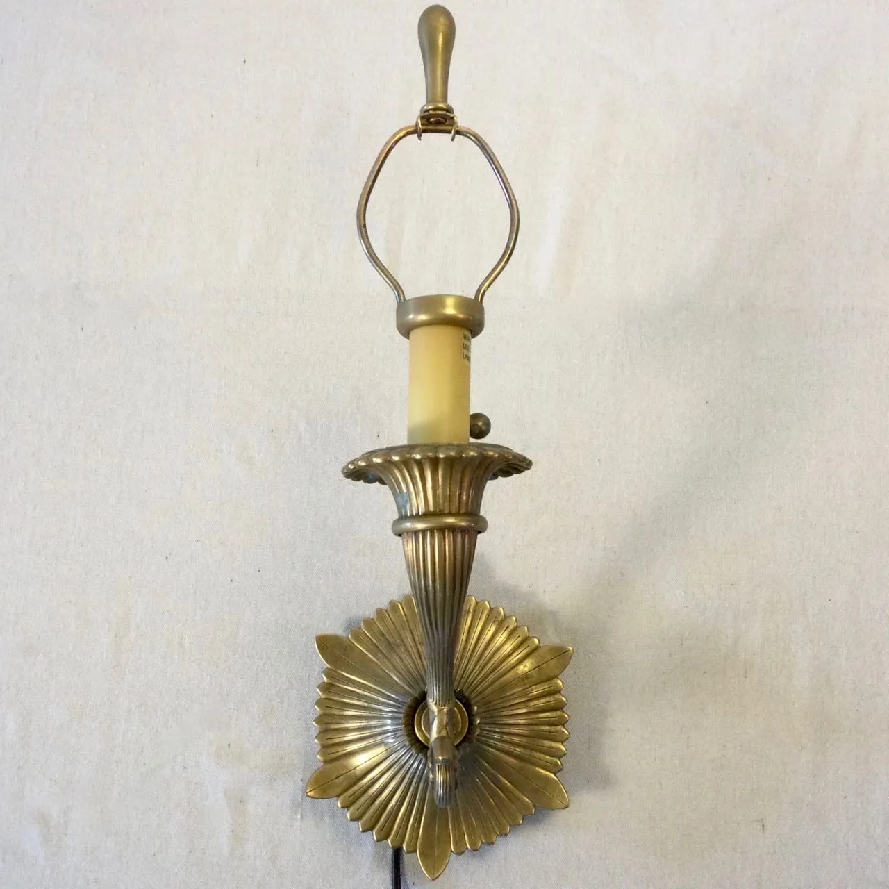 Chapman Manufacturing Co. Solid Brass Wall Light Sconce, Vintage