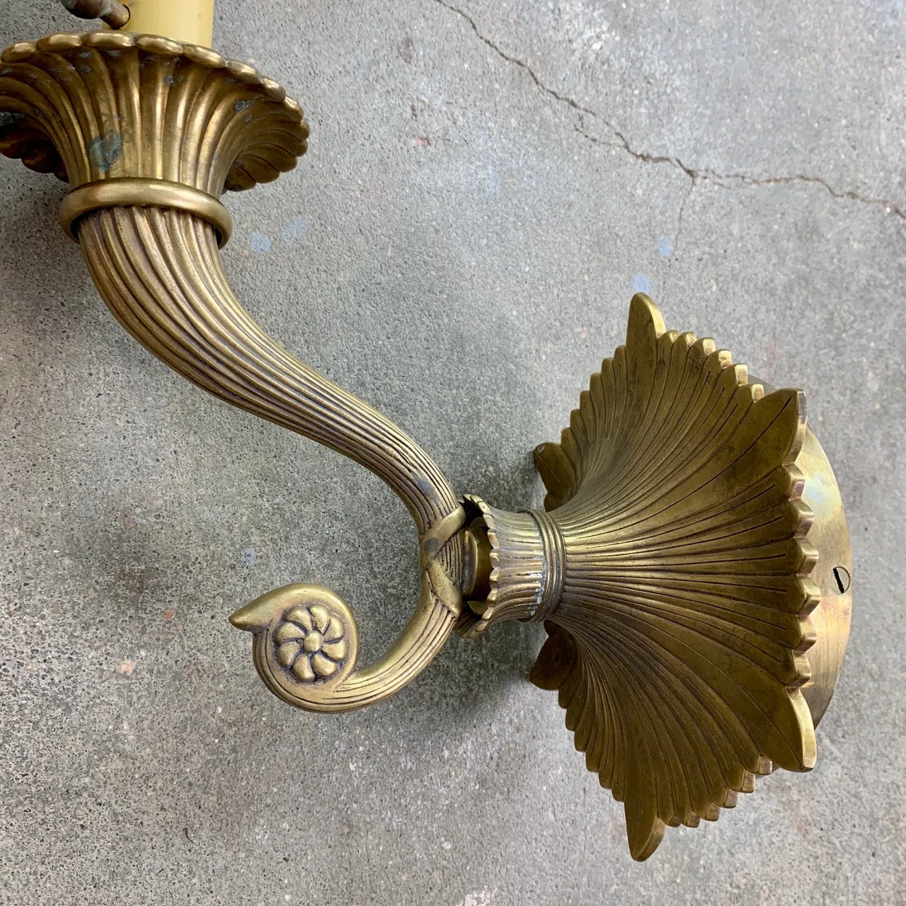Chapman Manufacturing Co. Solid Brass Wall Light Sconce, Vintage
