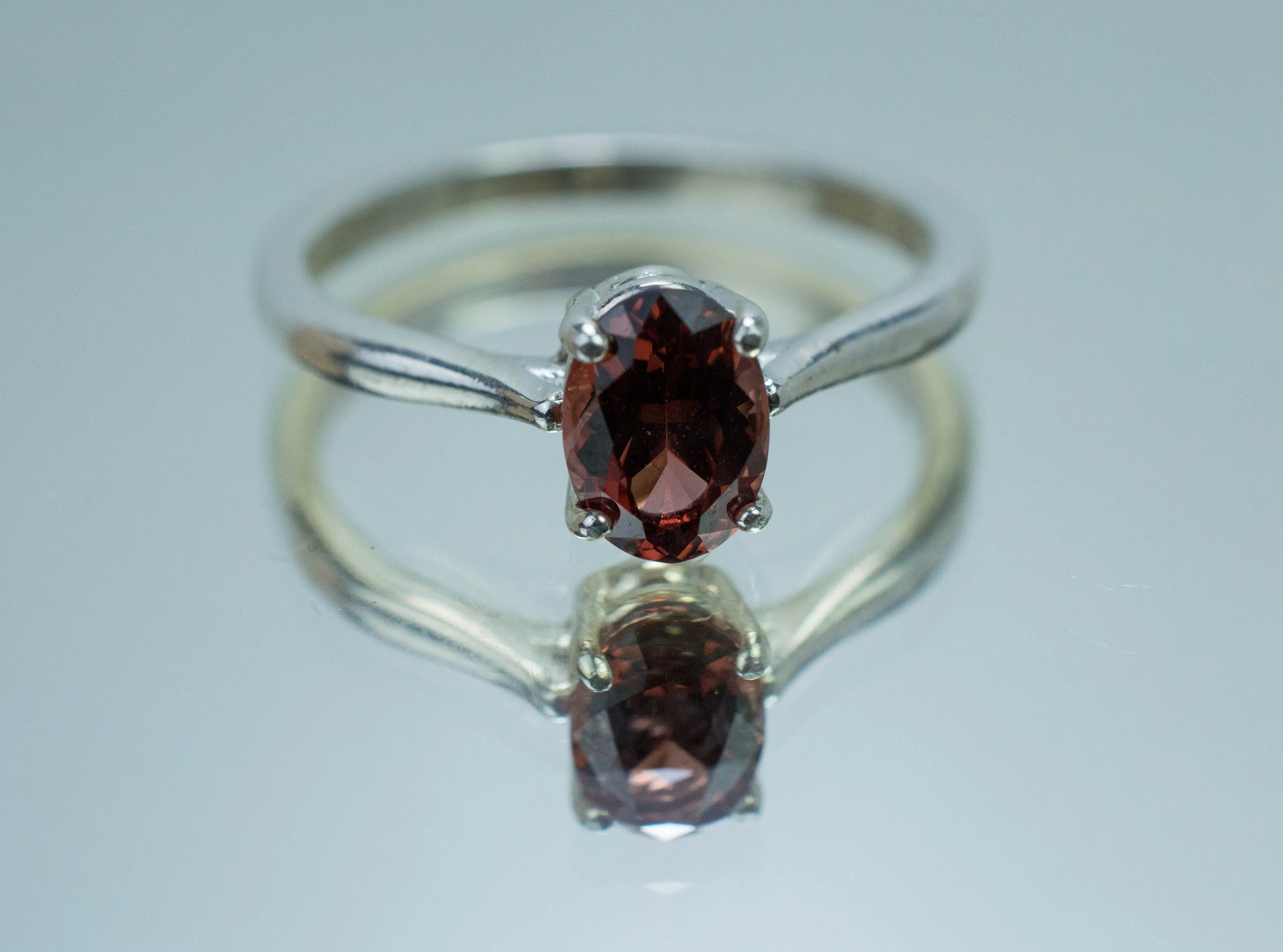 Cinnamon Garnet Ring; Genuine Untreated Tanzanian Garnet; 0.970cts