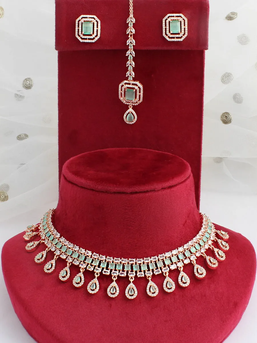 Elina Bib Necklace Set