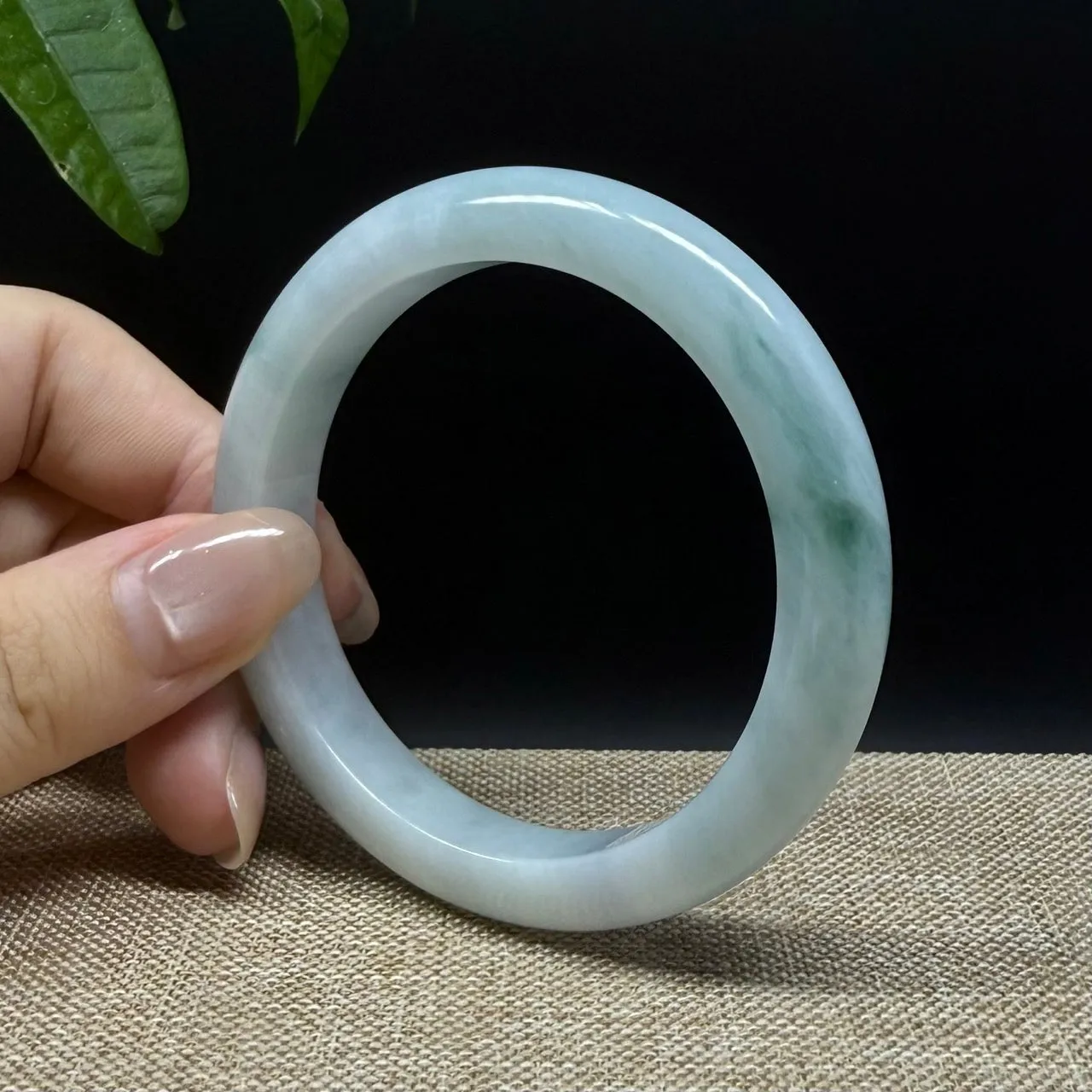 Genuine Burmese Green Jade Jadeite Bangle Bracelet ( 55mm )