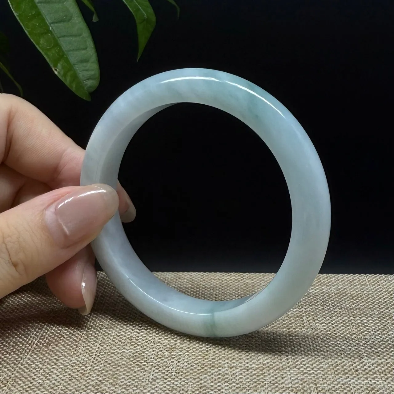 Genuine Burmese Green Jade Jadeite Bangle Bracelet ( 55mm )