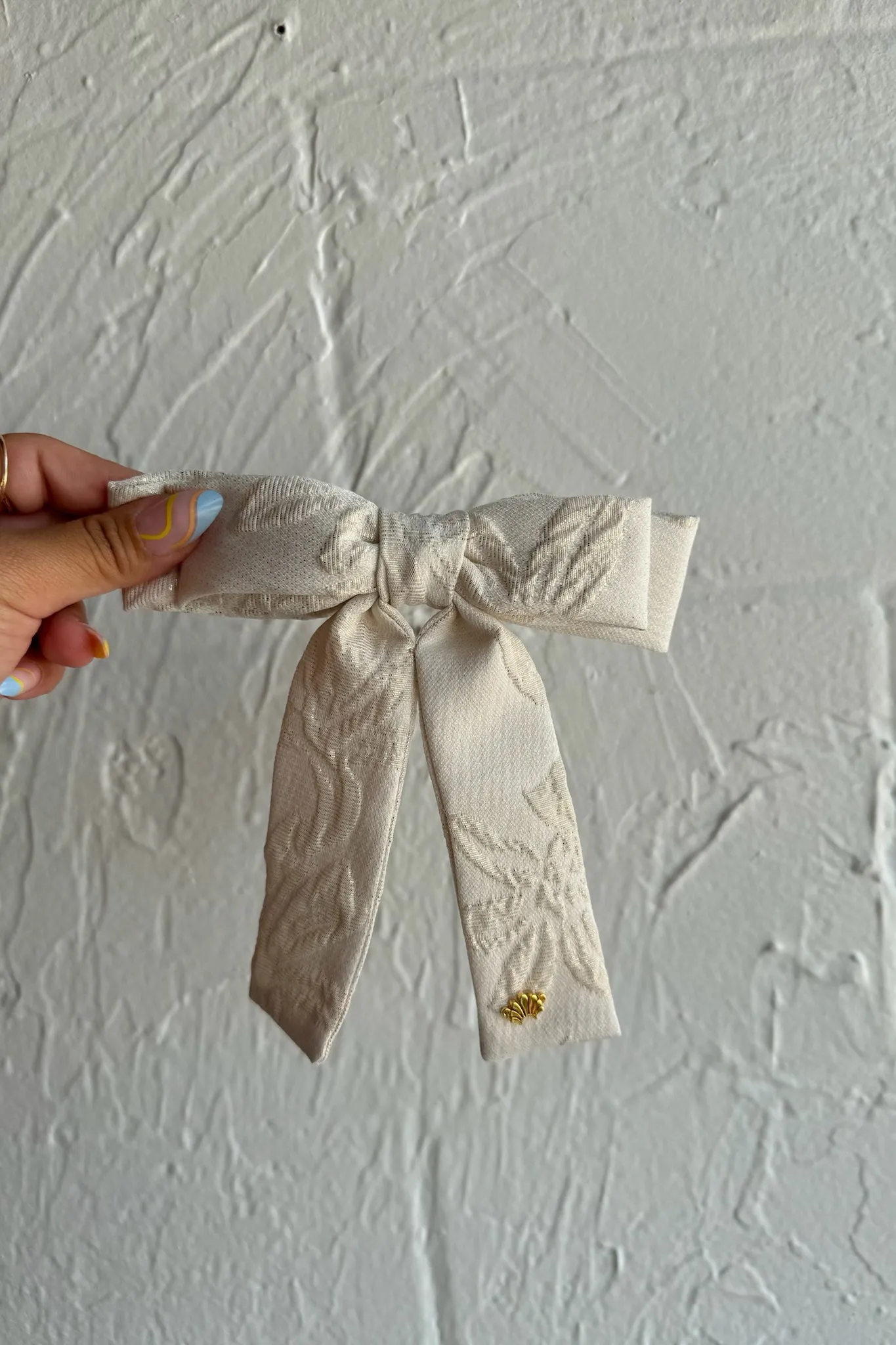 LELE SADOUGHI: Ivory Lily Jacquard Antoinette Bow Barrette