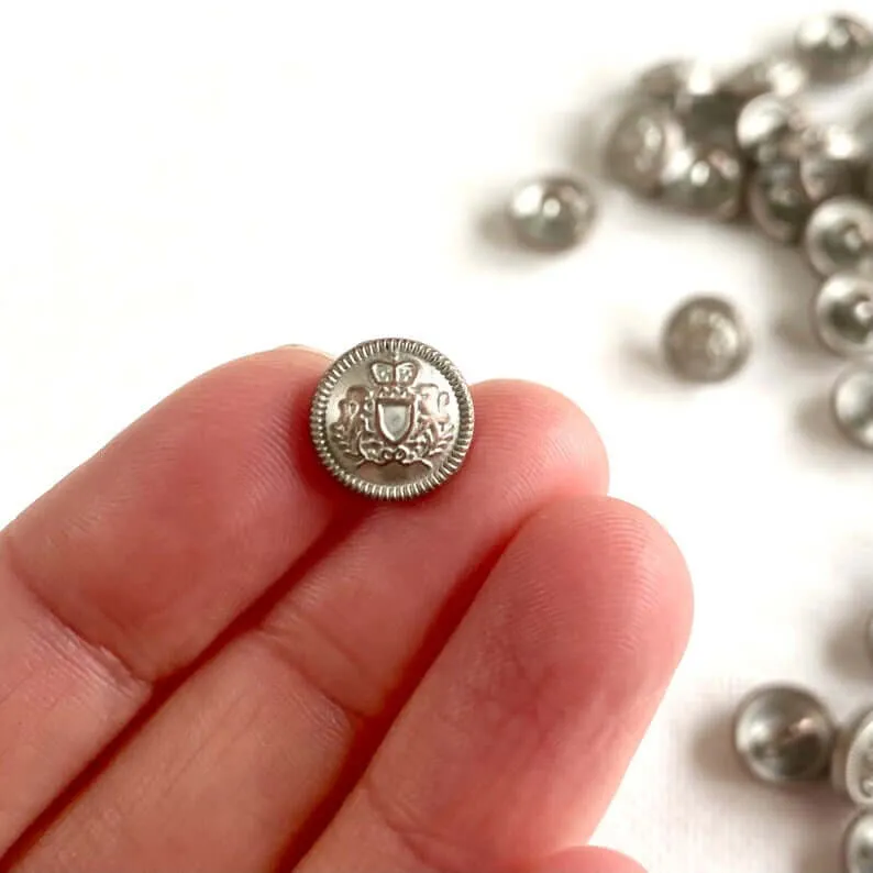 Royal Crown regal British shank buttons 10mm