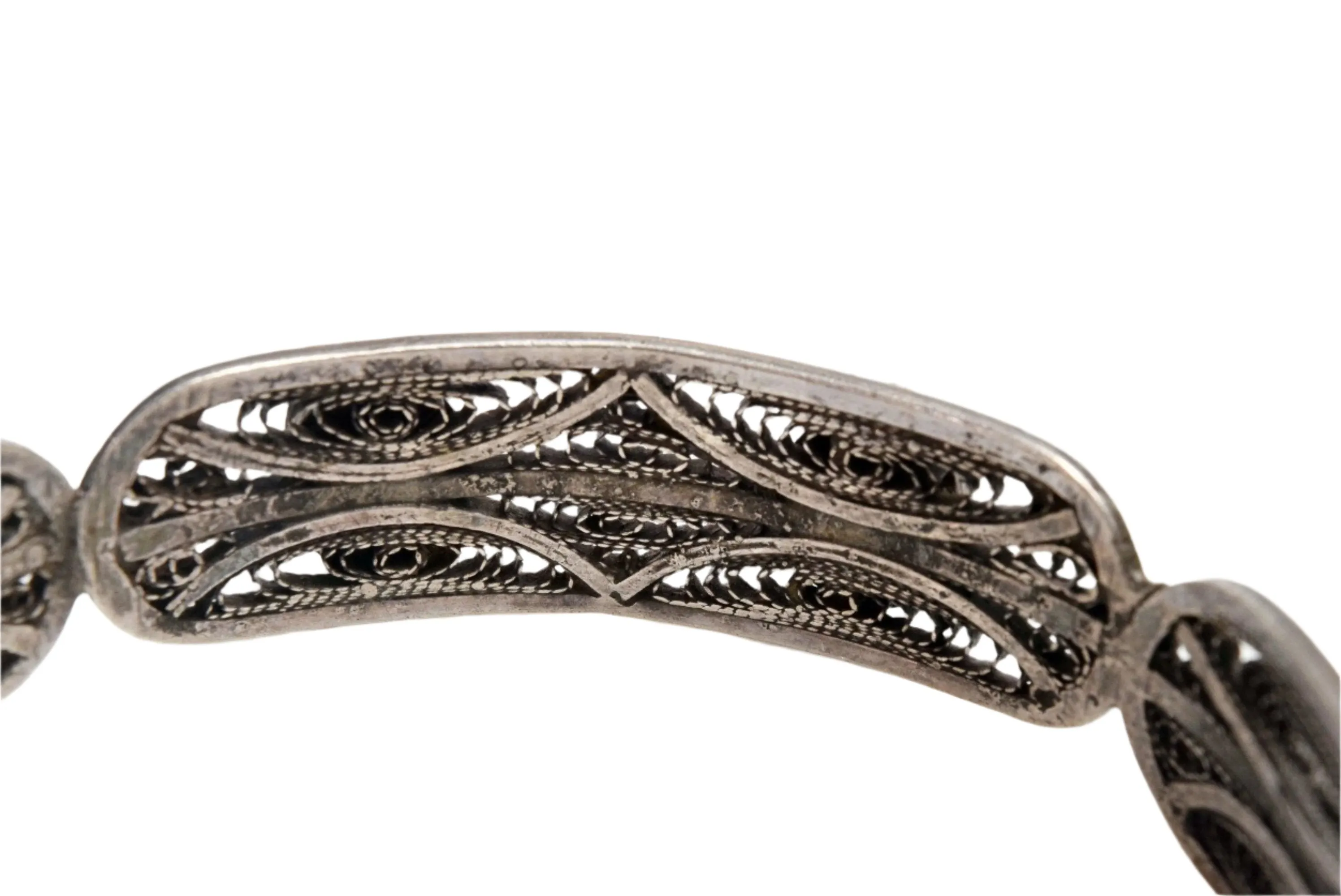 Vintage Egyptian Silver Filigree and Carnelian Bangle